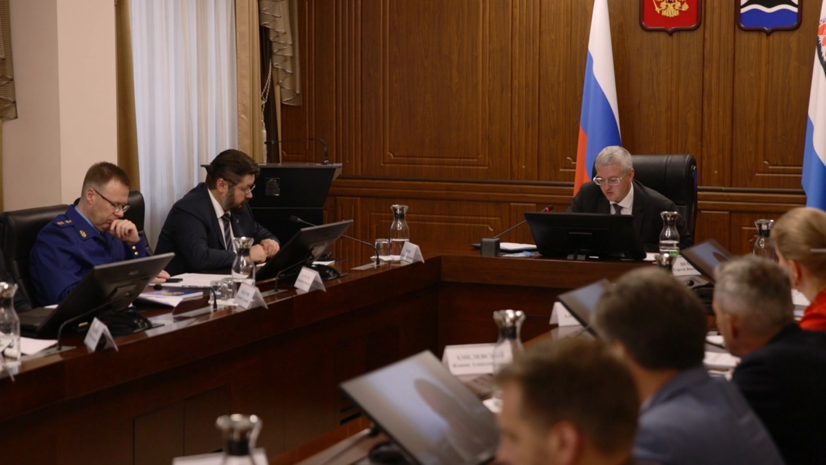 Глава Камчатки потребовал срочно пересмотреть механизм выдачи земельных участков в регионе