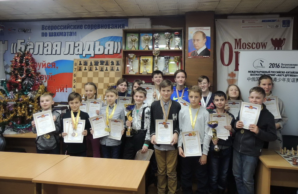 Ученики средней школы № 33 из краевого центра представят Камчатку на всероссийском турнире по шахматам